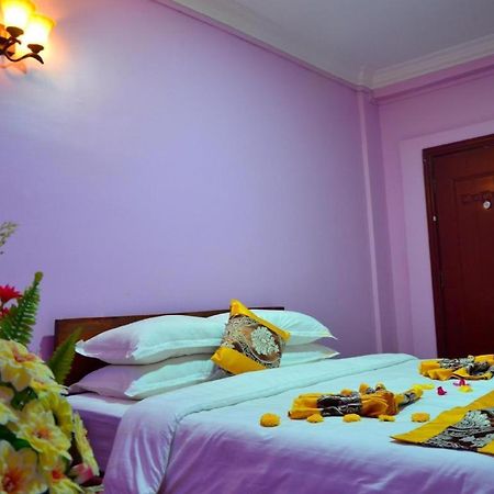 מנדלאי Hotel Ye Myanmar מראה חיצוני תמונה