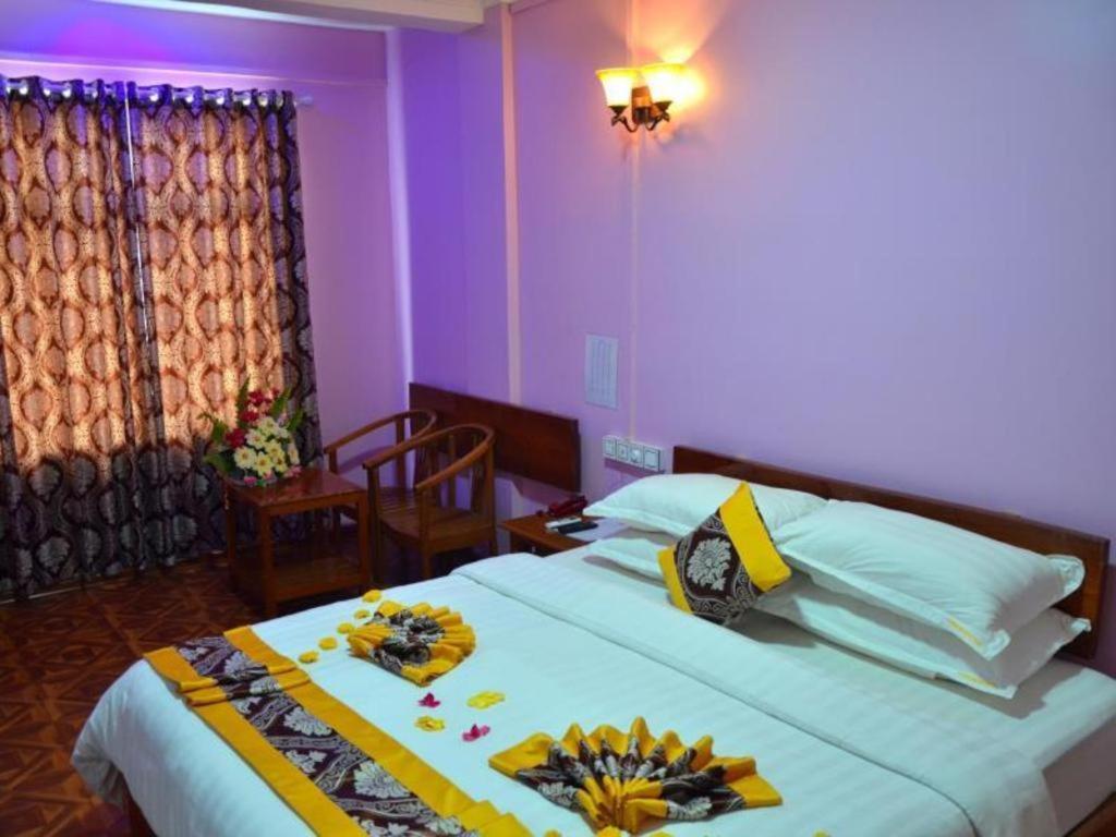 מנדלאי Hotel Ye Myanmar מראה חיצוני תמונה