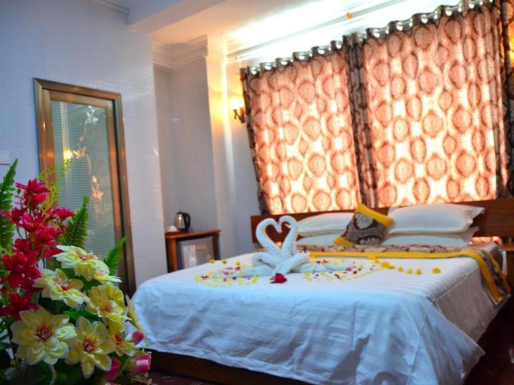 מנדלאי Hotel Ye Myanmar מראה חיצוני תמונה