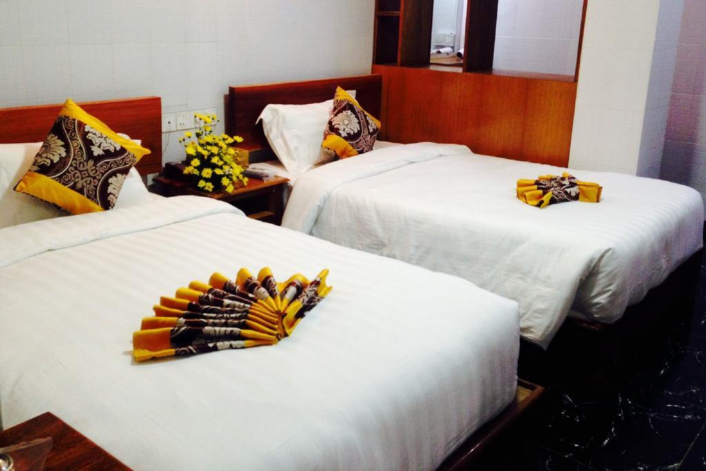 מנדלאי Hotel Ye Myanmar מראה חיצוני תמונה