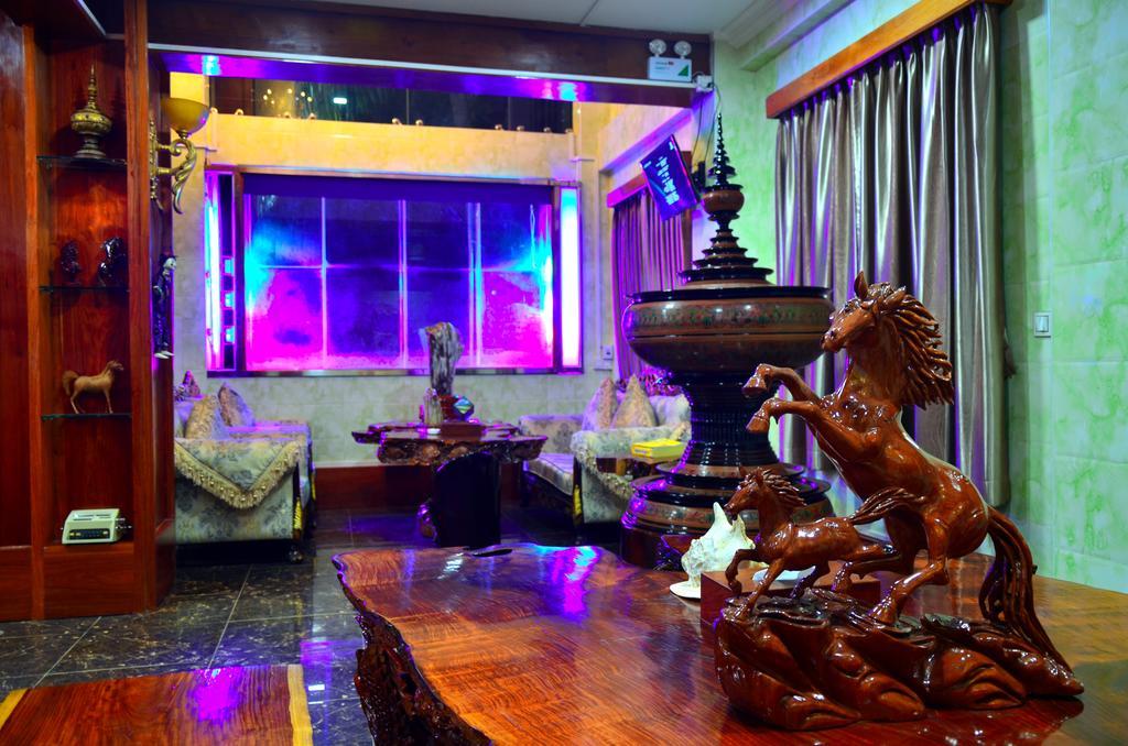 מנדלאי Hotel Ye Myanmar מראה חיצוני תמונה