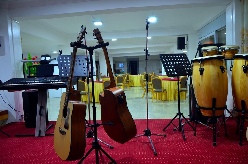 מנדלאי Hotel Ye Myanmar מראה חיצוני תמונה