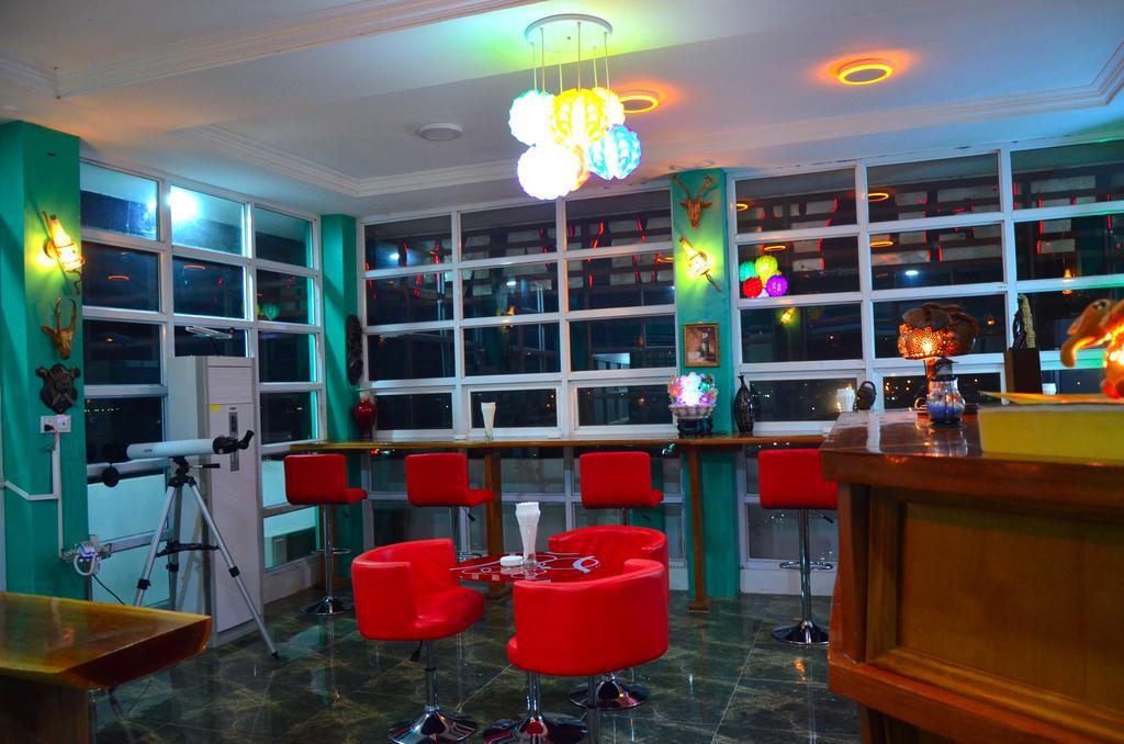 מנדלאי Hotel Ye Myanmar מראה חיצוני תמונה