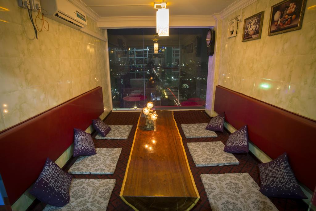 מנדלאי Hotel Ye Myanmar מראה חיצוני תמונה