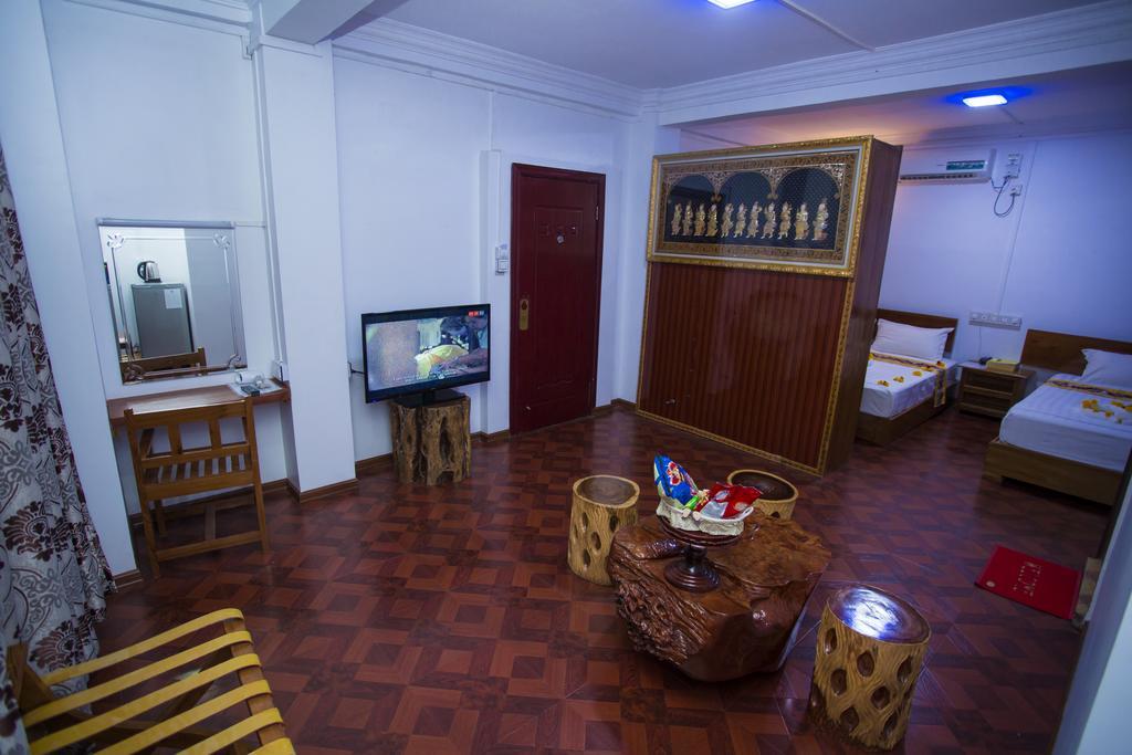 מנדלאי Hotel Ye Myanmar מראה חיצוני תמונה