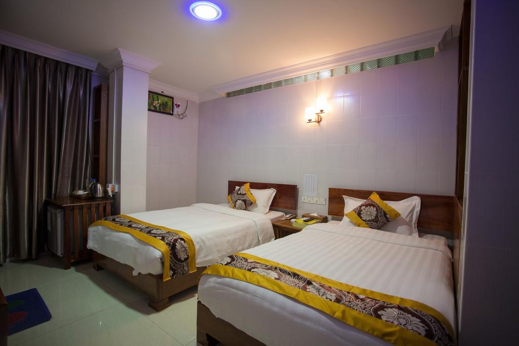 מנדלאי Hotel Ye Myanmar מראה חיצוני תמונה
