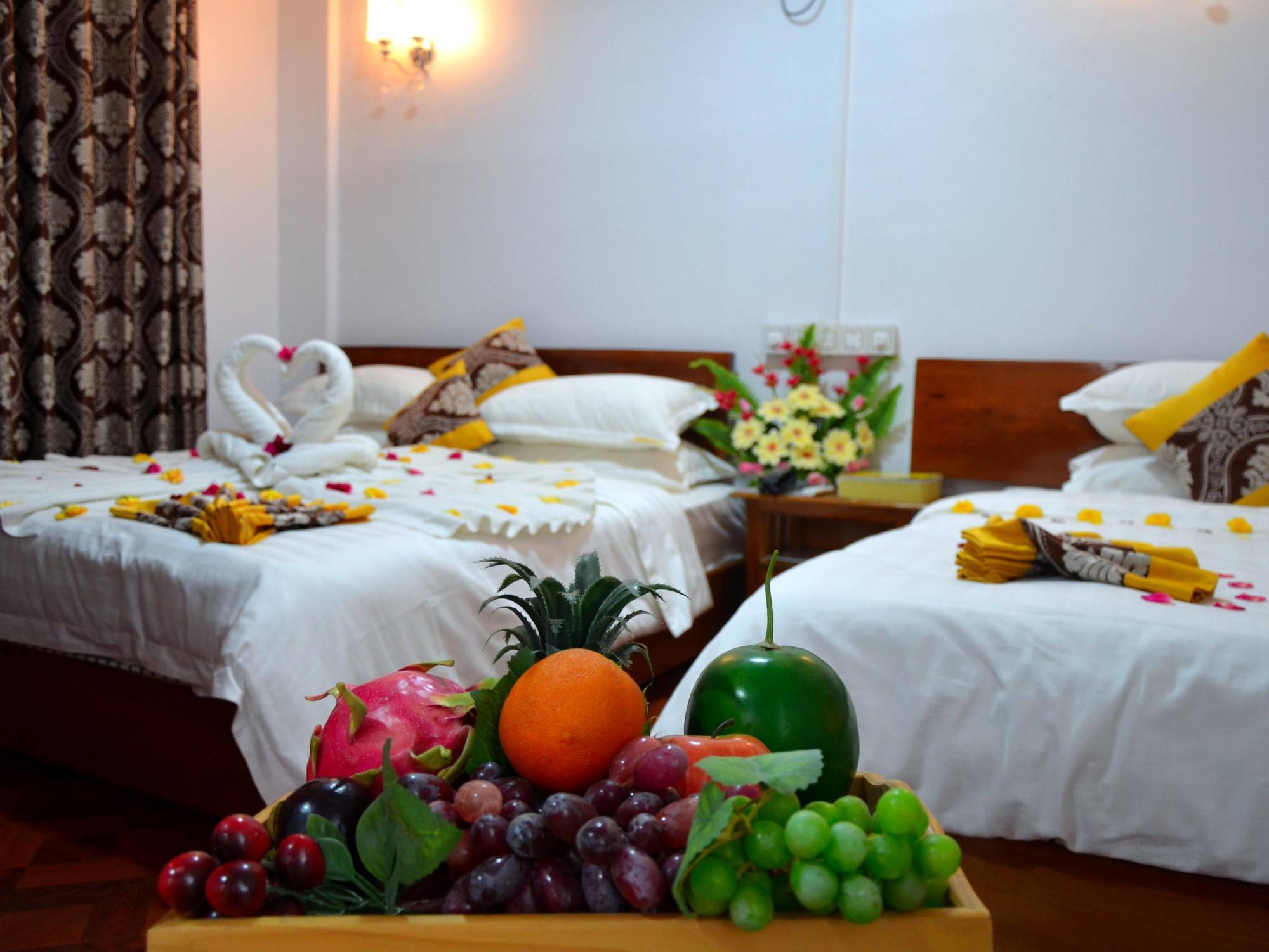 מנדלאי Hotel Ye Myanmar מראה חיצוני תמונה