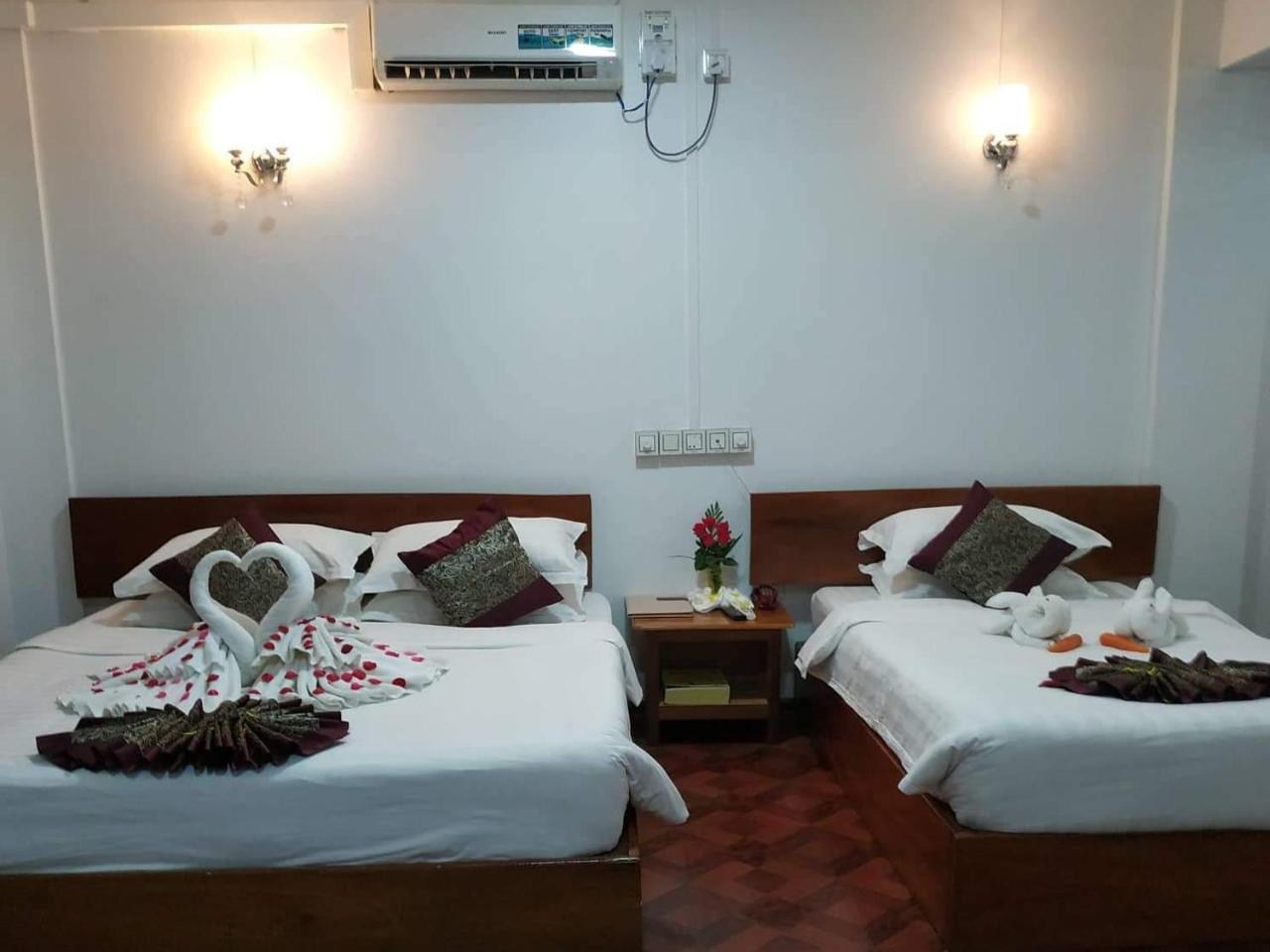 מנדלאי Hotel Ye Myanmar מראה חיצוני תמונה